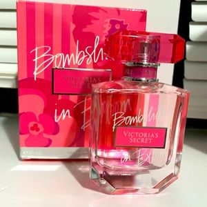 Victoria's Secret Bombshell in Bloom 1.7oz never used, with box!